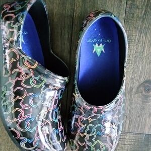 Anywhere Stylish Women's Multicolor Clogs